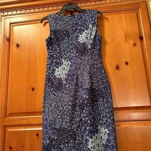 Beautiful blue pattern sheath dress